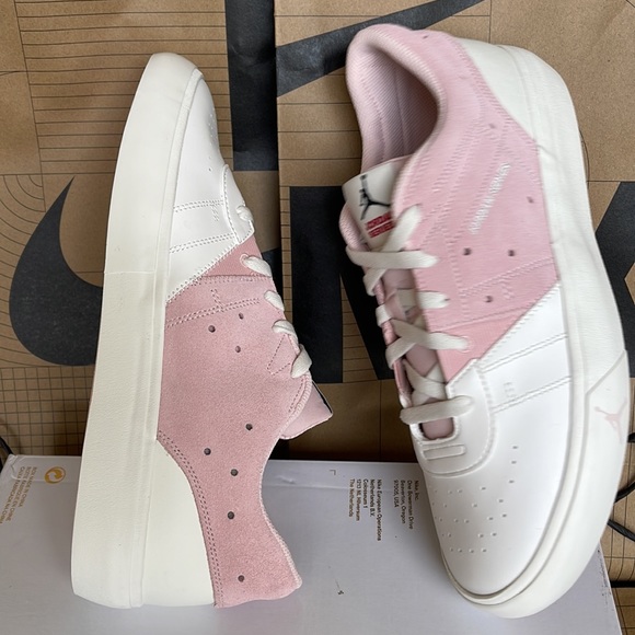 JORDAN SERIES.03 ‘Atmosphere’ WMNS - Picture 13 of 16